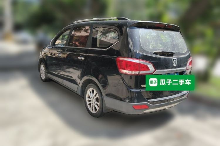 Used Baojun 730 2014 1.5L manual luxury trim 7 seats Rear Left 45 Deg