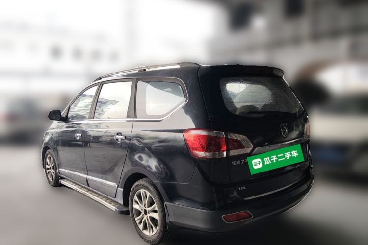 Used Baojun 730 2014 1.8L manual Comfort trim 7-seater Rear Left 45 Deg