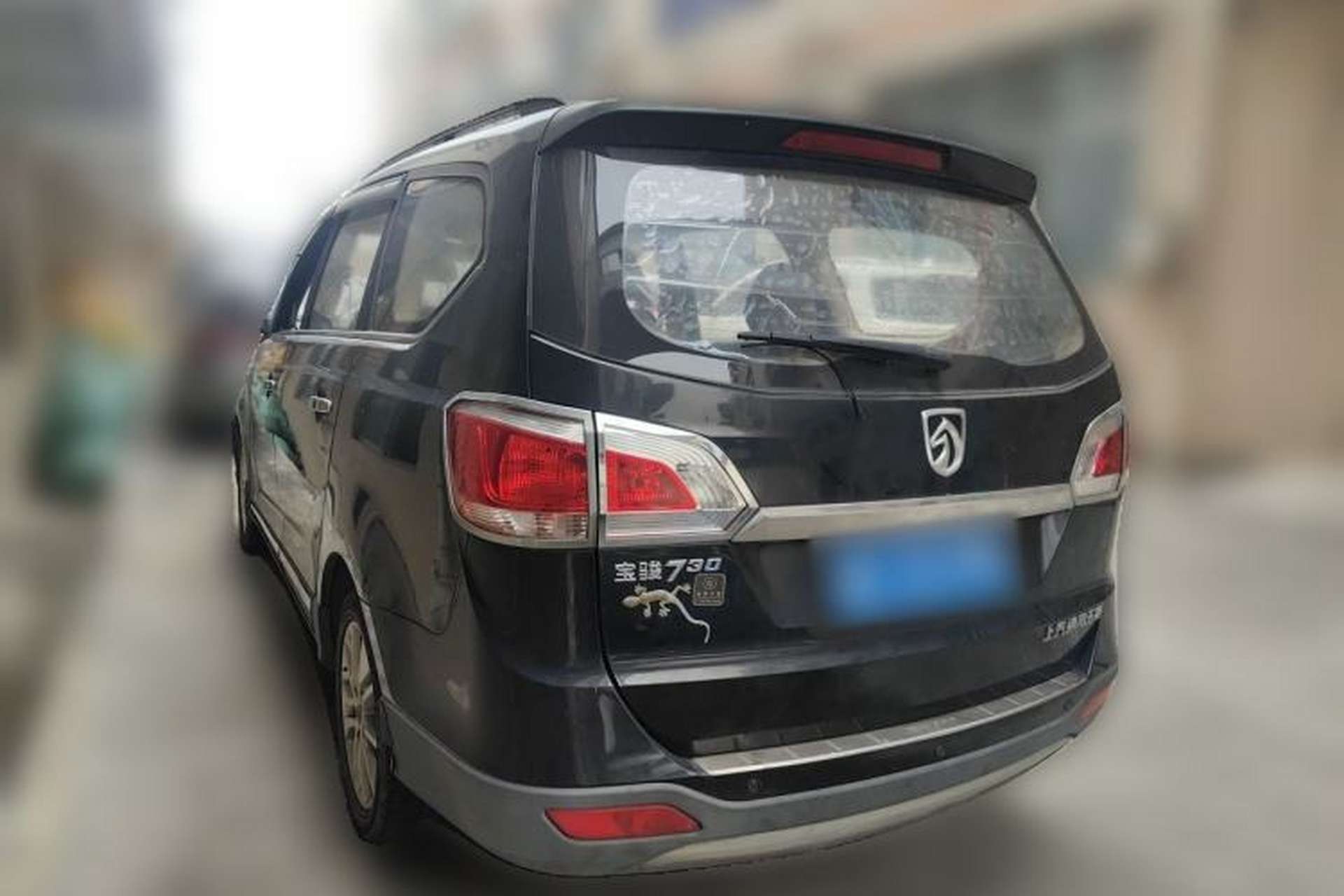 Used Baojun 730 2014 1.5L Manual Luxury Navigation ESP Version 7 Seats Rear Left 45 Deg