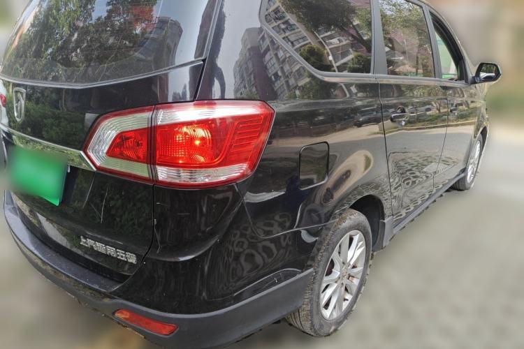 Used Baojun 730 2014 1.5L manual standard trim 7 seats Rear Right 45 Deg