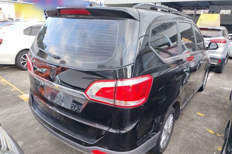 Used Baojun 730 2014 1.5L manual Comfort ESP version 7 seats Rear Right 45 Deg