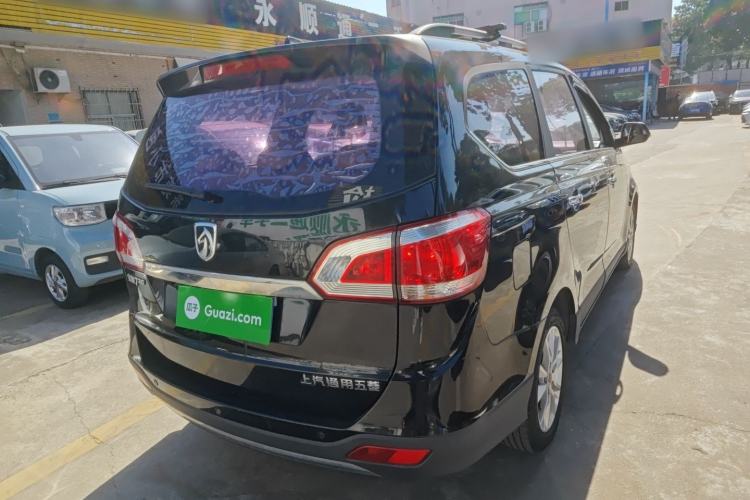 Used Baojun 730 2014 1.5L manual Comfort ESP version 7 seats Rear Right 45 Deg