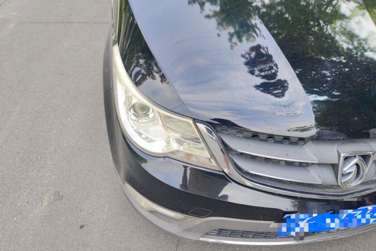 Used Baojun 730 2014 1.5L manual Comfort version 7 seats Right Front Headlight