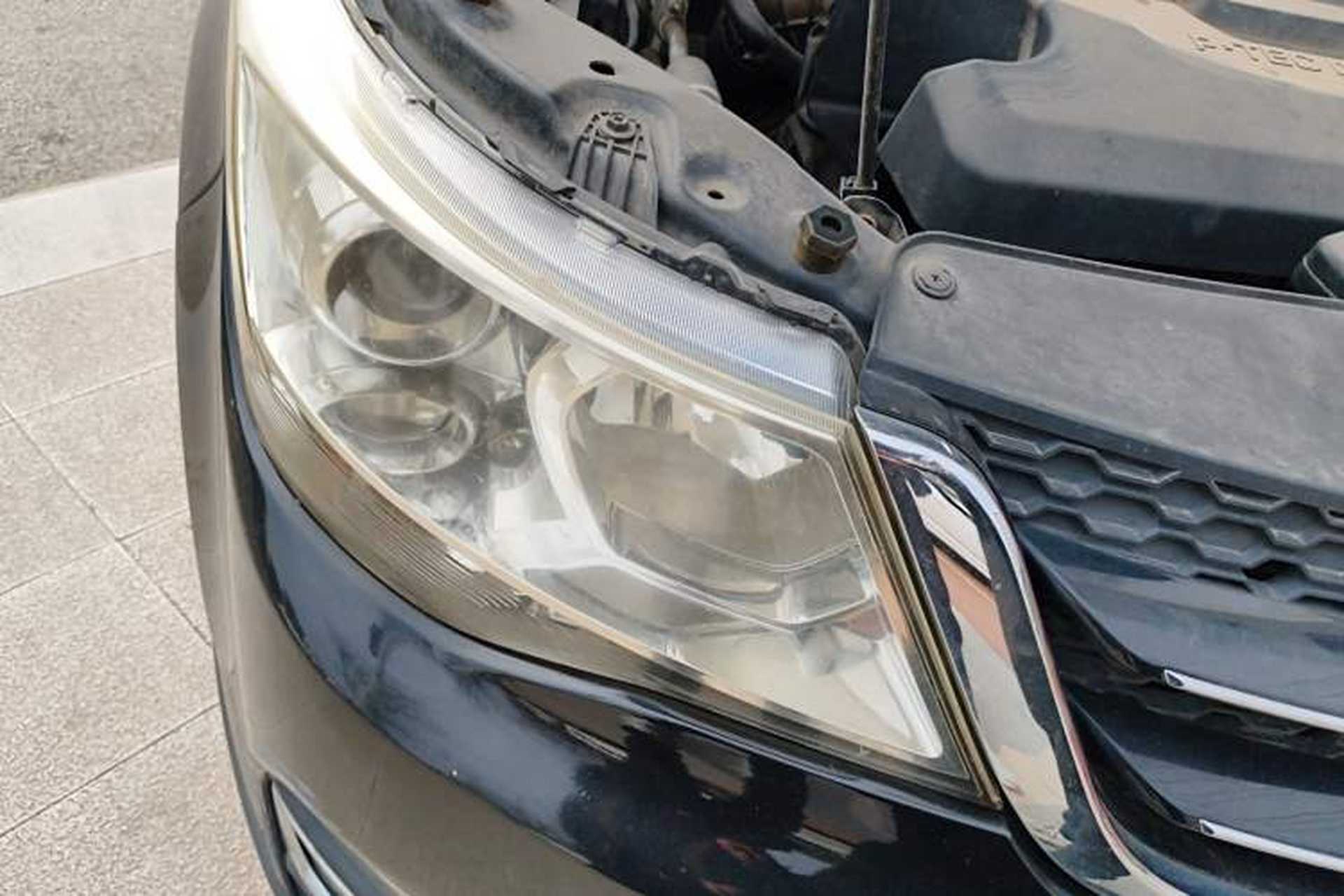 Used Baojun 730 2014 1.5L manual Comfort version 7 seats Right Front Headlight