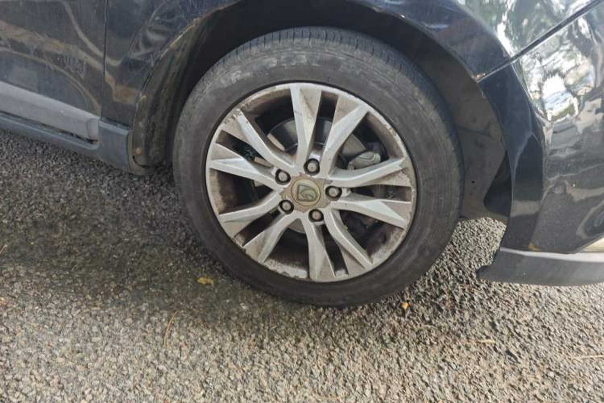 Used Baojun 730 2014 1.5L Manual Luxury Navigation ESP Version 7 Seats Right Front Wheel Hub