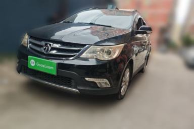 Used Baojun 730 2014 1.5L manual Comfort version 7 seats
