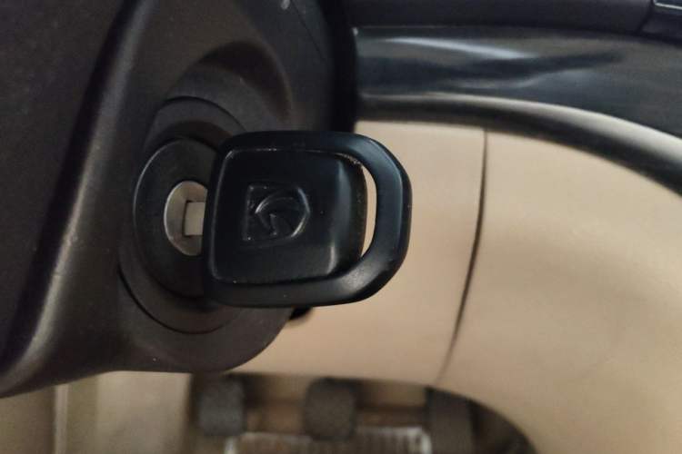 Used Baojun 730 2014 1.8L manual Comfort trim 7-seater Vehicle Key