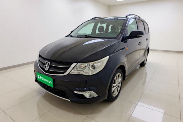 Ojetý Baojun 730 2014 1.5L manual Comfort ESP version 7 seats