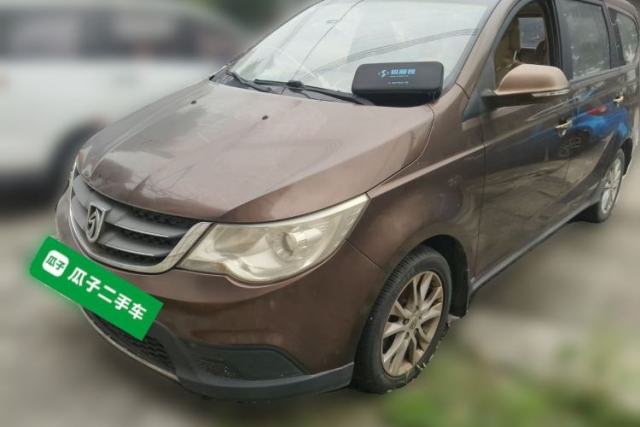 Used Baojun 730 2014 1.5L manual standard trim 7 seats