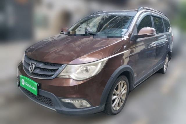 Used Baojun 730 2014 1.5L manual Comfort version 7 seats