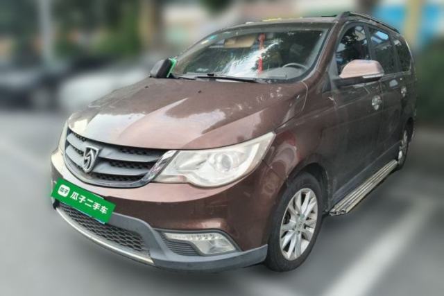 Używany Baojun 730 2014 1.5L manual Comfort ESP version 7 seats