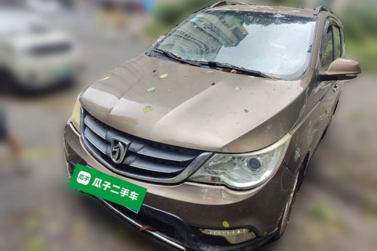 Baojun 730 2014 1.5L manual Comfort version 7 seats مستعملة Guazi used car, China used car export, Used car for sale, Used  cars, Cheapest cars for sale