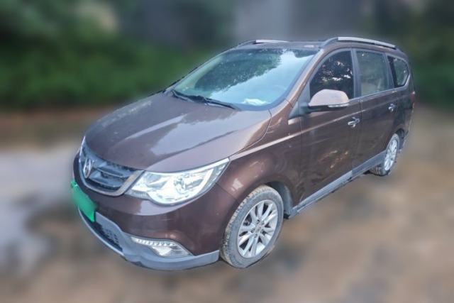 Used Baojun 730 2014 1.5L manual Comfort version 7 seats