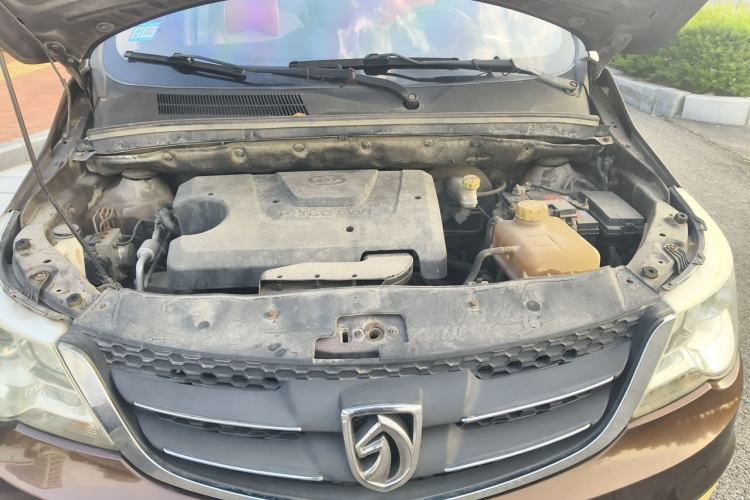 Used Baojun 730 2014 1.5L manual Comfort ESP version 7 seats Engine Bay