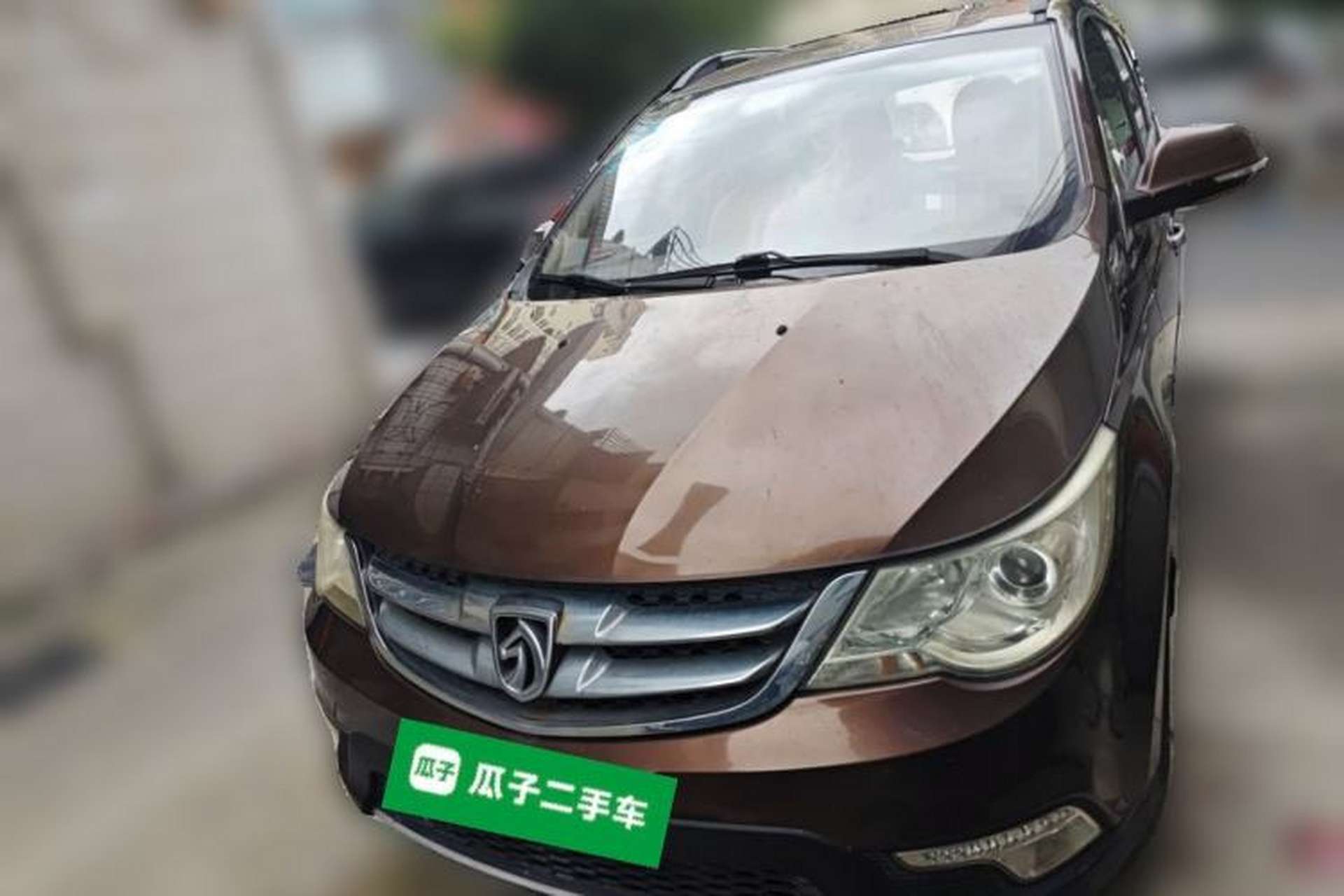 Used Baojun 730 2014 1.5L manual standard trim 7 seats Exterior 1