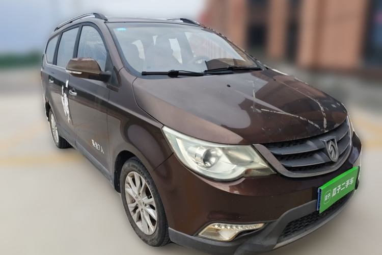 Used Baojun 730 2014 1.5L manual Comfort ESP version 7 seats Exterior 2