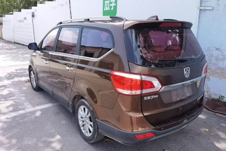 Used Baojun 730 2014 1.5L manual Comfort ESP version 7 seats Exterior 2