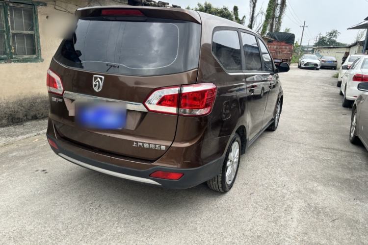 Used Baojun 730 2014 1.5L manual standard trim 7 seats Exterior 3