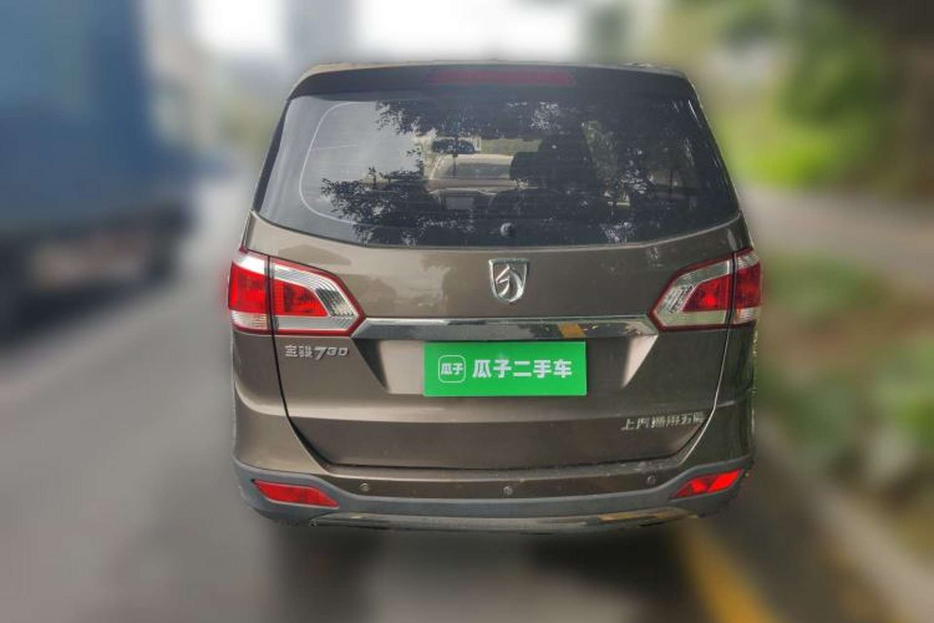 Used Baojun 730 2014 1.5L manual Comfort ESP version 7 seats Exterior 4