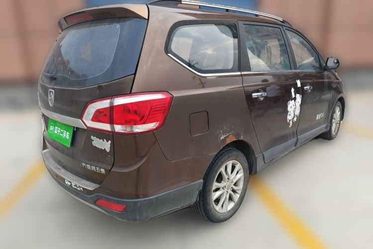 Used Baojun 730 2014 1.5L manual Comfort ESP version 7 seats Exterior 5