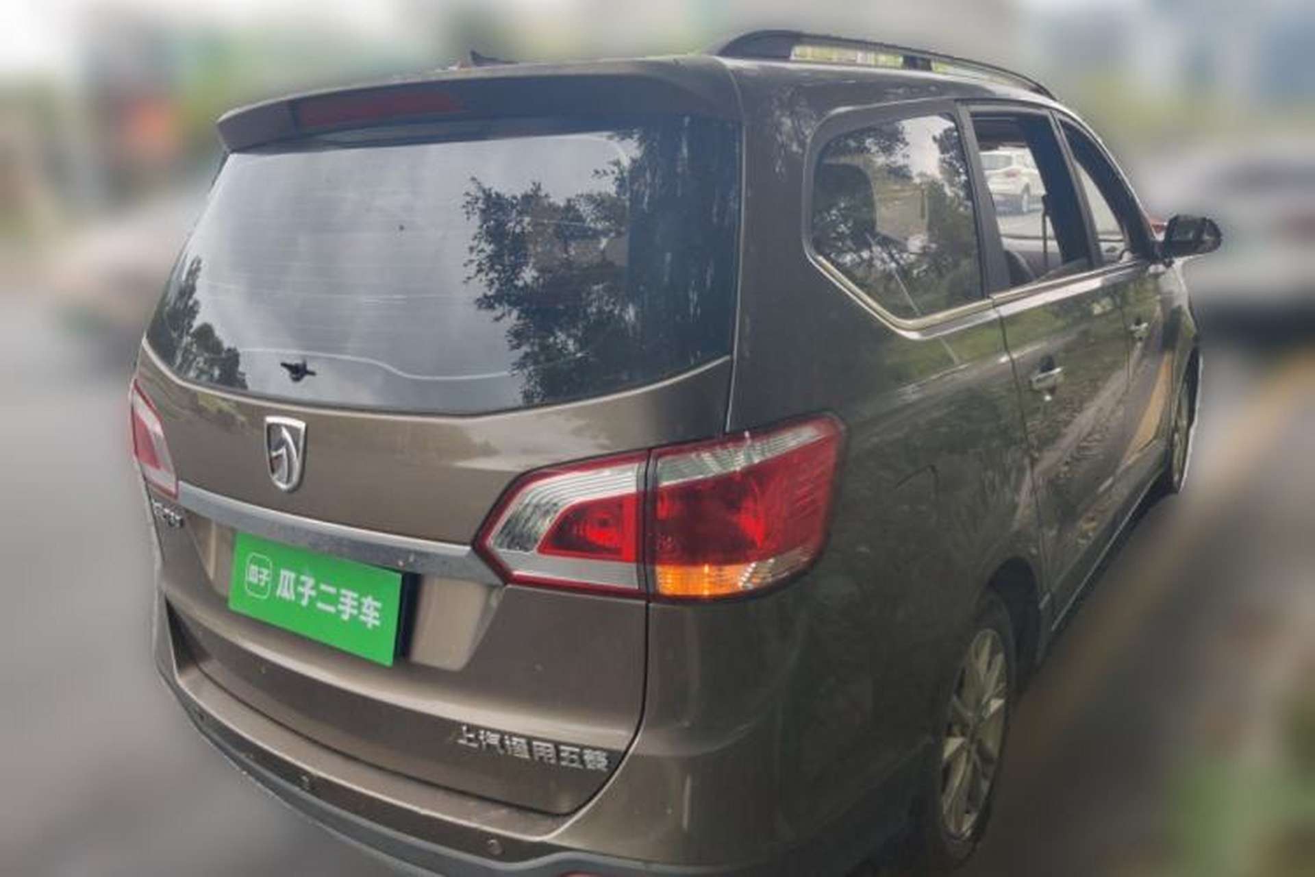 Used Baojun 730 2014 1.5L manual Comfort ESP version 7 seats Exterior 5