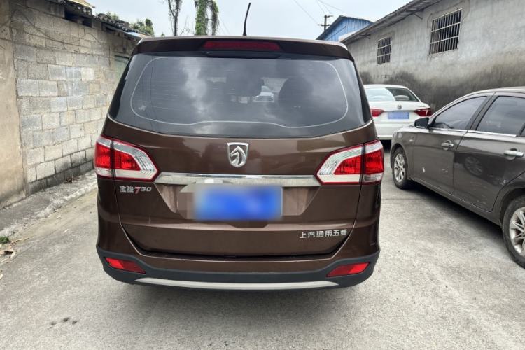 Used Baojun 730 2014 1.5L manual standard trim 7 seats Exterior 5