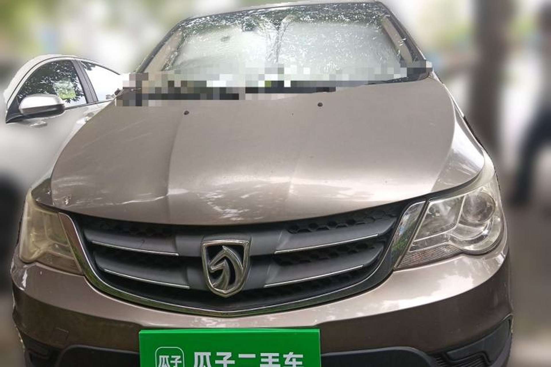 Used Baojun 730 2014 1.5L manual standard trim 7 seats Front