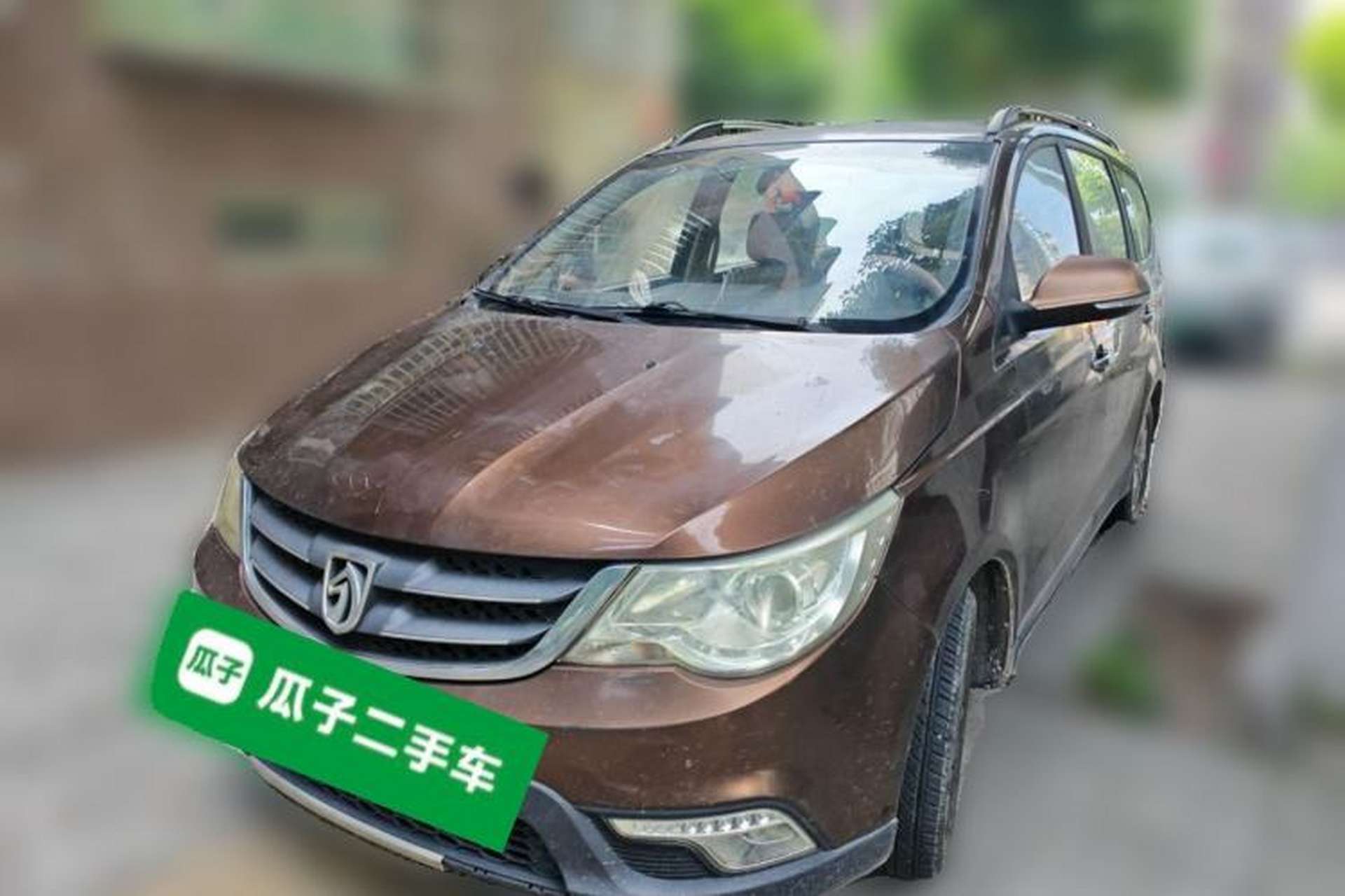 Used Baojun 730 2014 1.5L manual Comfort version 7 seats Front Left 45 Deg