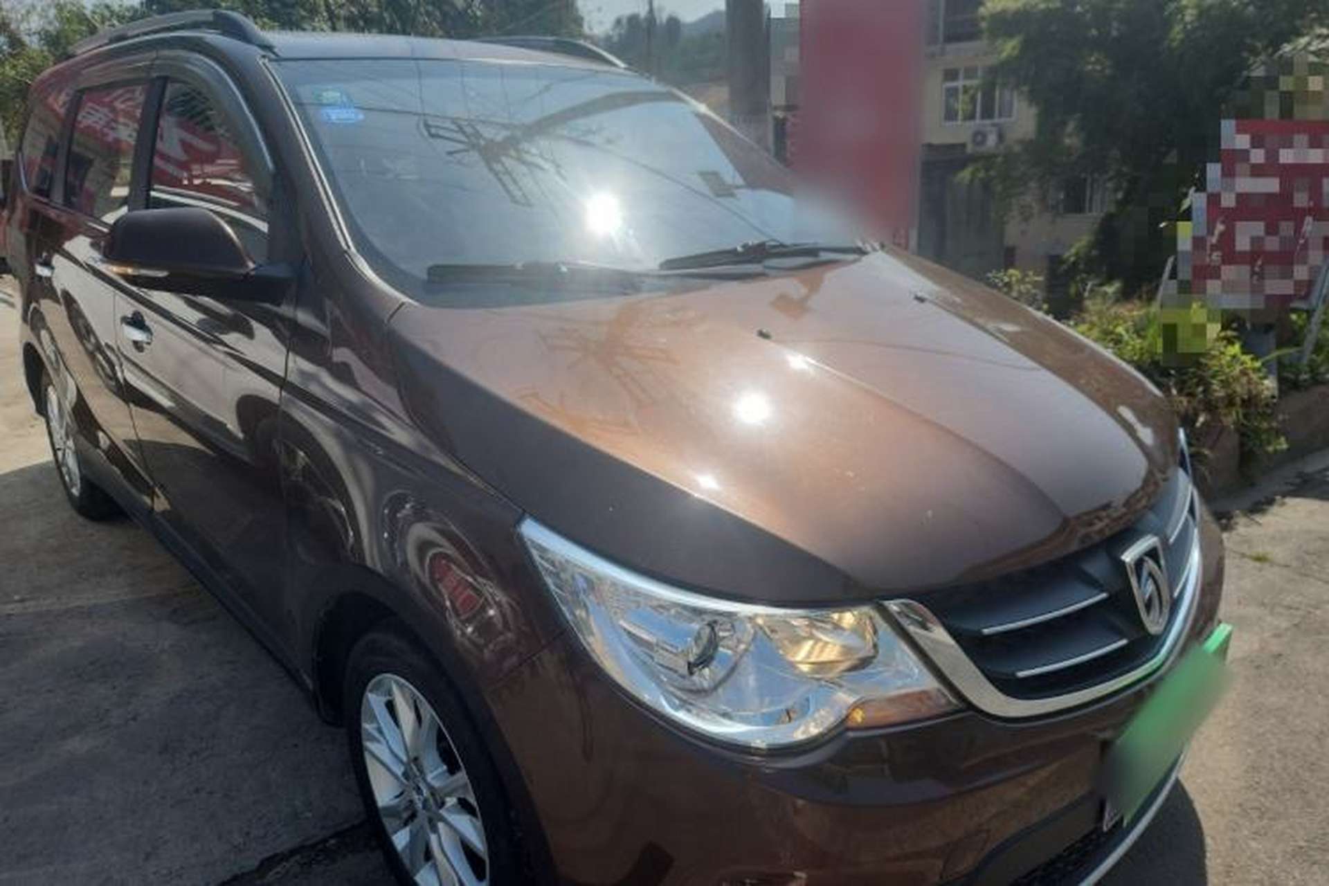 Used Baojun 730 2014 1.5L Manual Luxury Navigation ESP Version 7 Seats Front Right 45 Deg