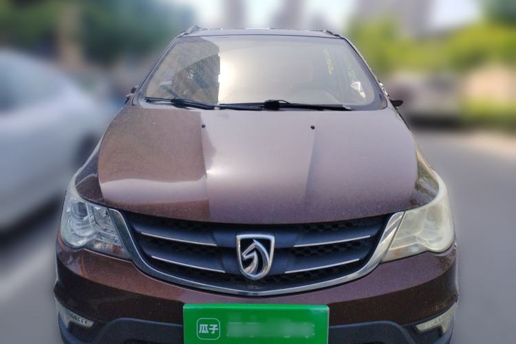 Used Baojun 730 2014 1.5L manual Comfort ESP version 7 seats Front