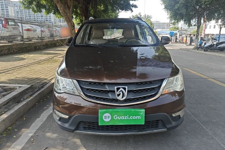 Used Baojun 730 2014 1.5L Manual Luxury Navigation ESP Version 7 Seats Front