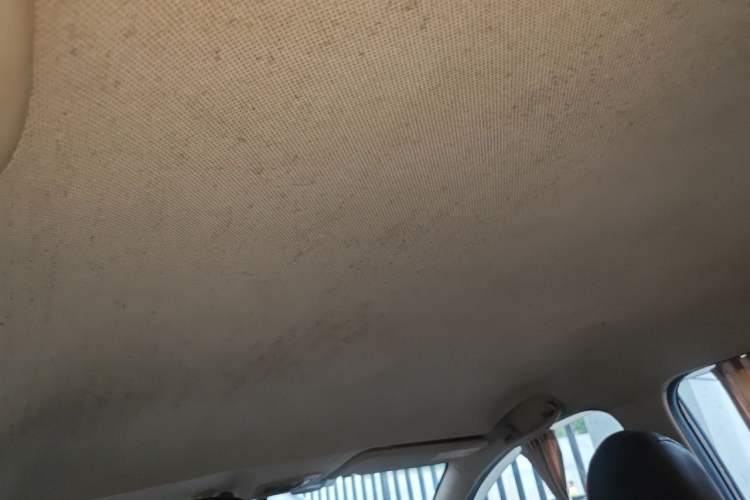 Used Baojun 730 2014 1.5L manual Comfort version 7 seats Headliner