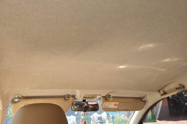 Used Baojun 730 2014 1.5L manual Comfort version 7 seats Headliner