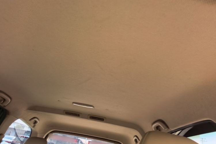 Used Baojun 730 2014 1.5L manual Comfort version 7 seats Headliner