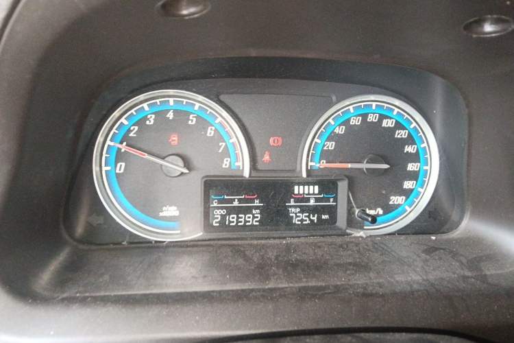 Used Baojun 730 2014 1.5L manual standard trim 7 seats Instrument Cluster
