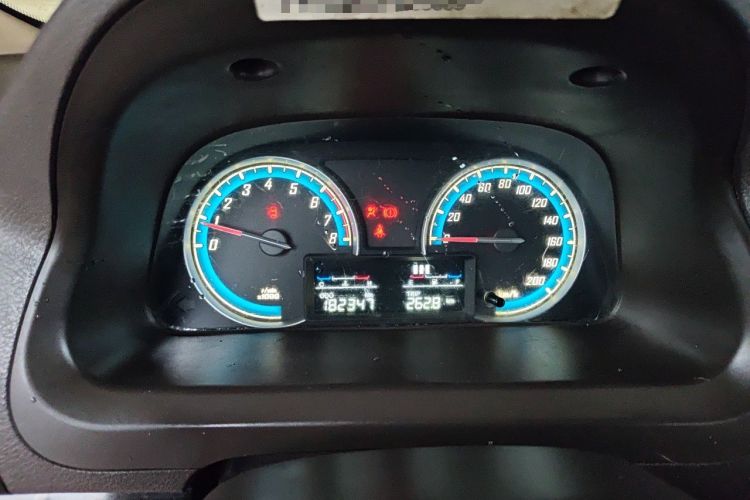 Used Baojun 730 2014 1.5L manual luxury trim 7 seats Instrument Cluster