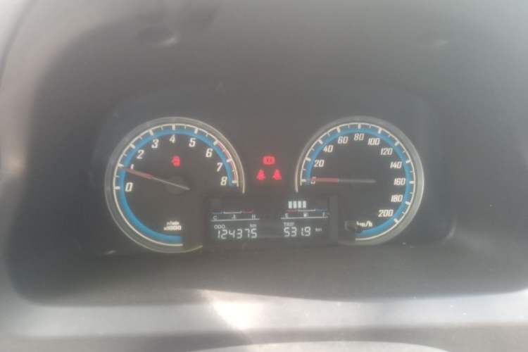 Used Baojun 730 2014 1.5L manual luxury trim 7 seats Instrument Cluster