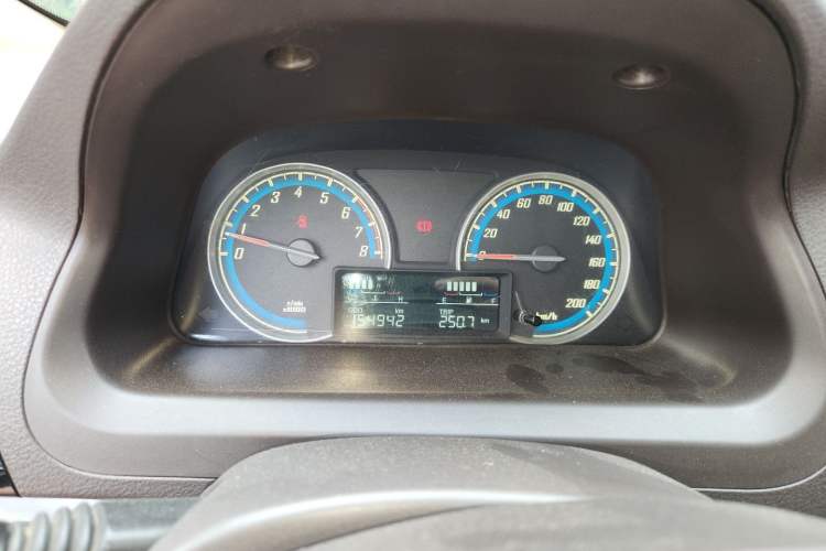 Used Baojun 730 2014 1.5L Manual Luxury Navigation ESP Version 7 Seats Instrument Cluster