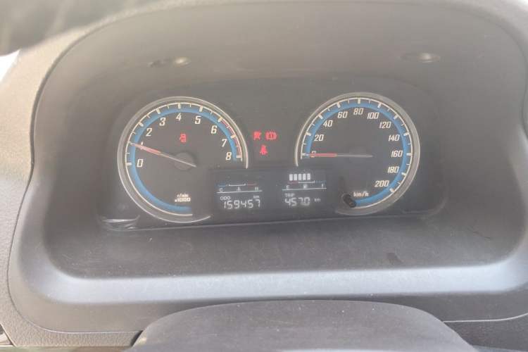 Used Baojun 730 2014 1.5L manual luxury trim 7 seats Instrument Cluster