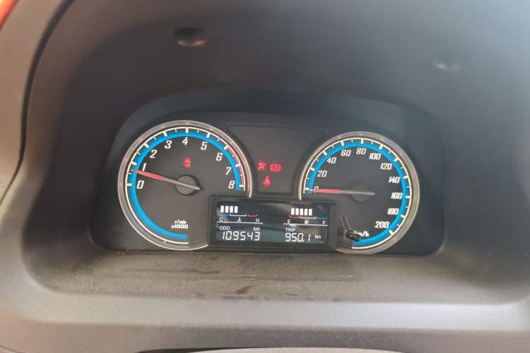 Used Baojun 730 2014 1.5L manual Comfort ESP version 7 seats Instrument Cluster