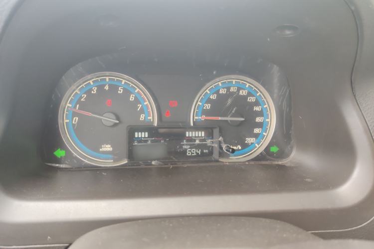 Used Baojun 730 2014 1.5L manual Comfort ESP version 7 seats Instrument Cluster