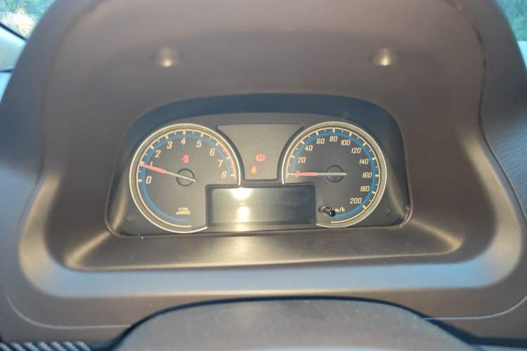 Used Baojun 730 2014 1.5L manual Comfort version 7 seats Instrument Cluster