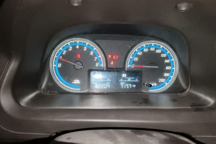 Used Baojun 730 2014 1.5L manual Comfort version 7 seats Instrument Cluster