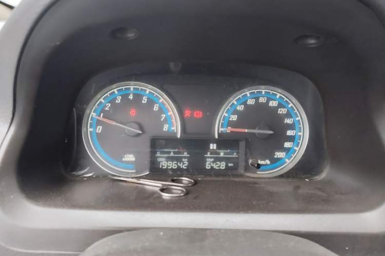 Used Baojun 730 2014 1.5L manual luxury trim 7 seats Instrument Cluster