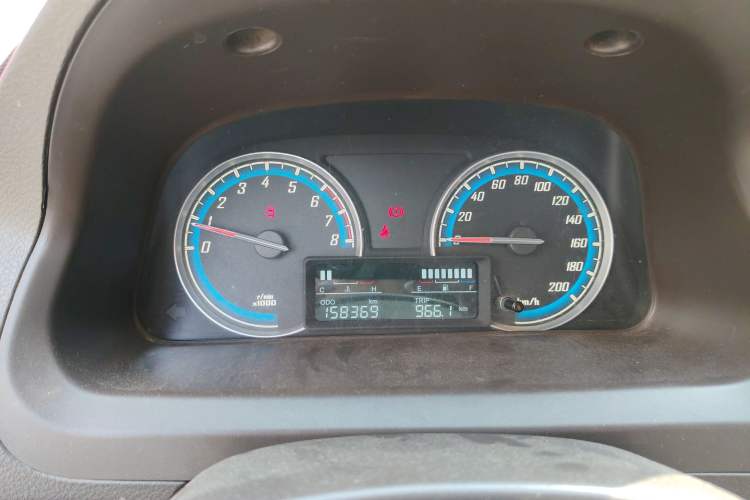 Used Baojun 730 2014 1.5L manual Comfort ESP version 7 seats Instrument Cluster