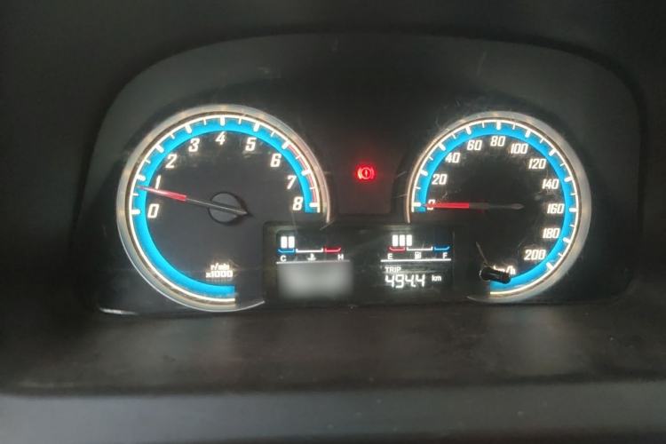 Used Baojun 730 2014 1.5L manual standard trim 7 seats Instrument Cluster