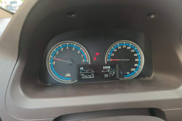 Used Baojun 730 2014 1.5L manual Comfort version 7 seats Instrument Cluster