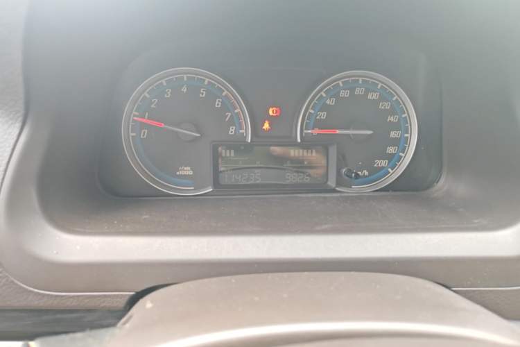 Used Baojun 730 2014 1.5L manual Comfort version 7 seats Instrument Cluster