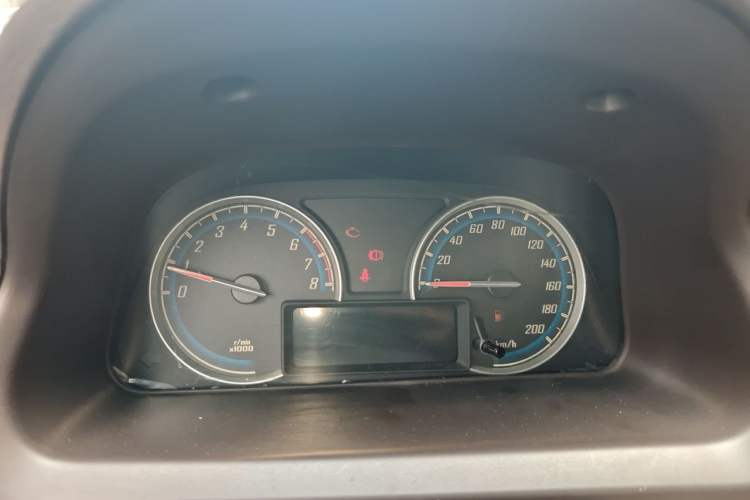 Used Baojun 730 2014 1.5L manual Comfort version 7 seats Instrument Cluster
