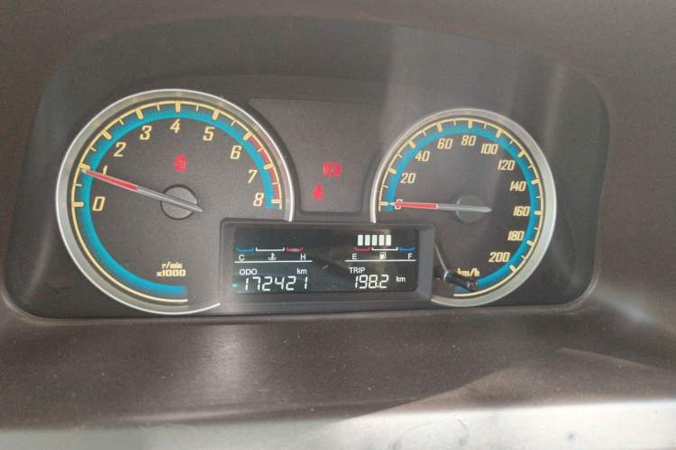 Used Baojun 730 2014 1.5L manual standard trim 7 seats Instrument Cluster
